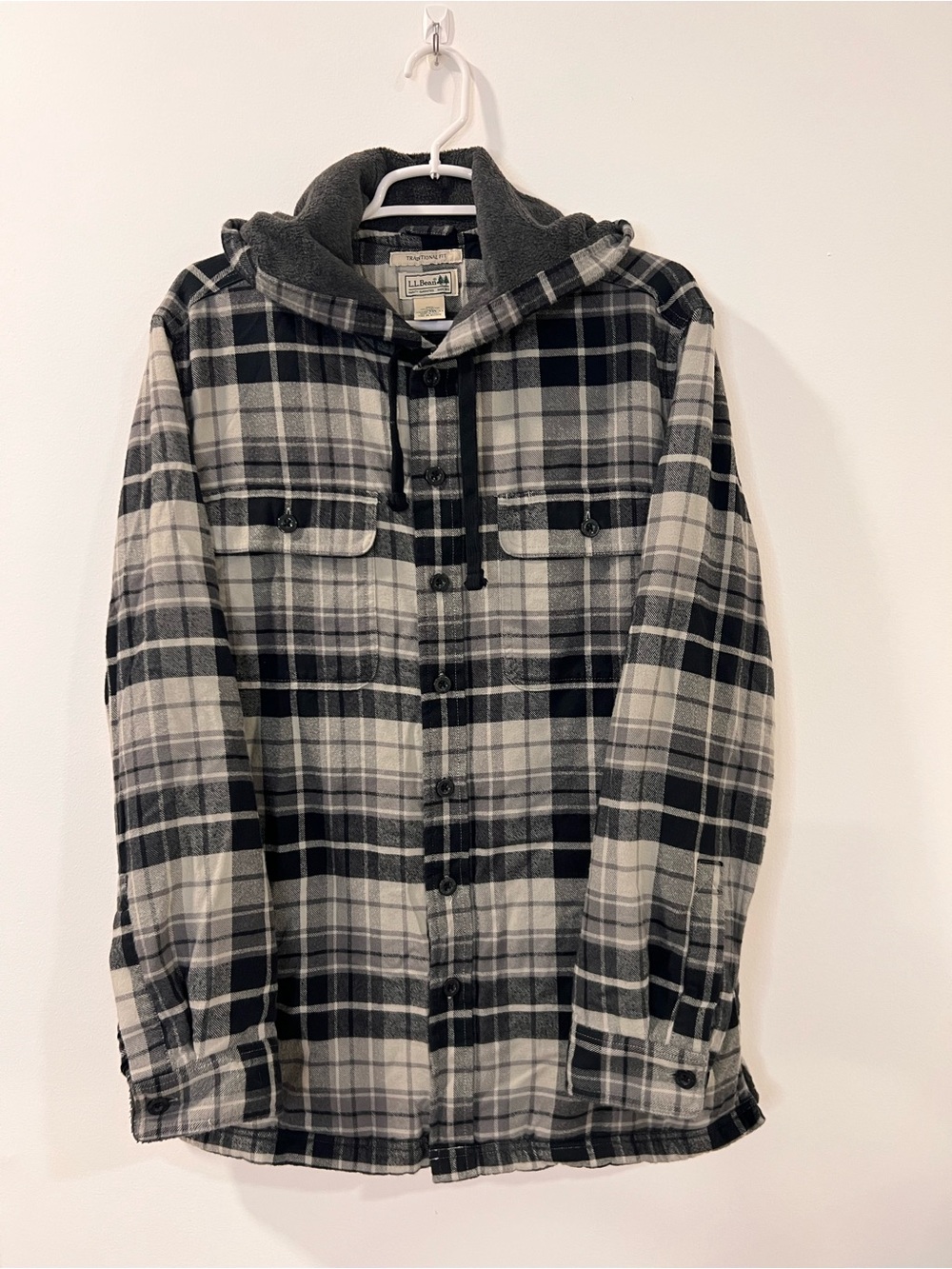 L.L.Bean Men’s Medium Hooded Fleece Lined Flannel Shirt Jacket Plaid
